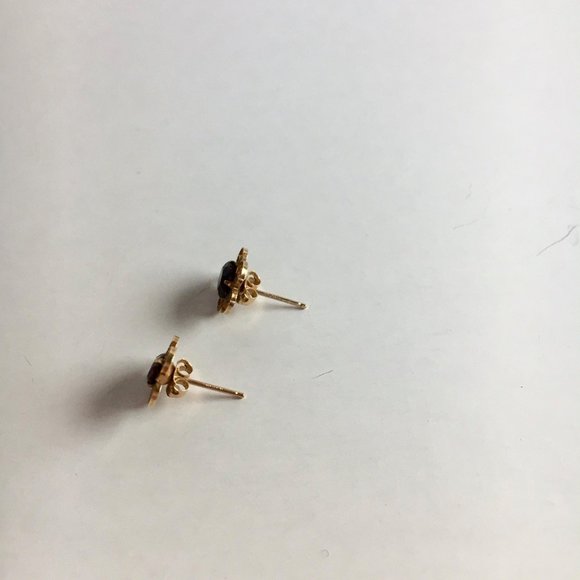 Ruby and Gold Filagree  Earrings 14K - Picture 5 of 7